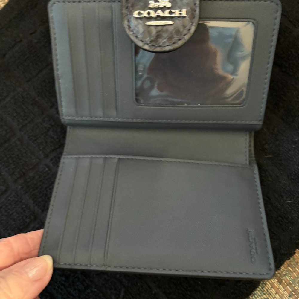 Coach Wallet w/Snakeskin accents - Picture 4 of 12
